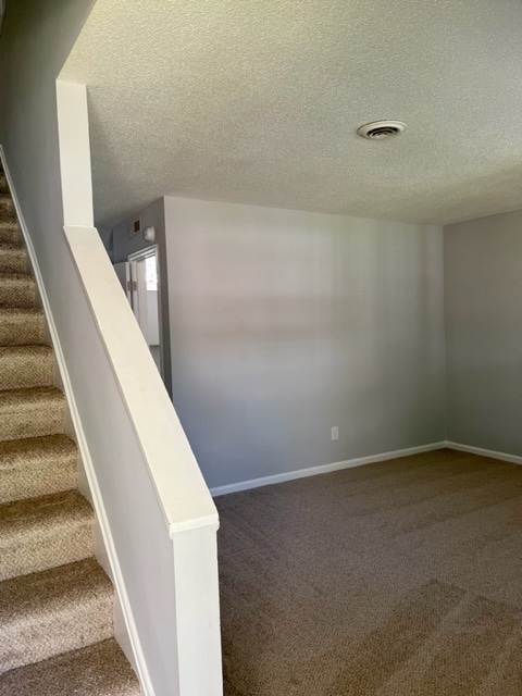 510 Salem Ct in Cary, NC - Foto de edificio - Building Photo