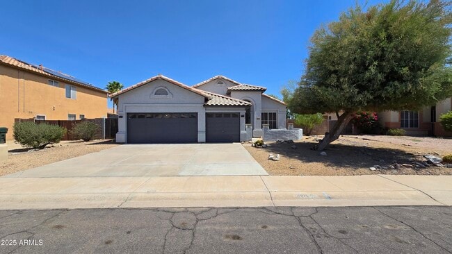 property at 15815 W Hilton Ave