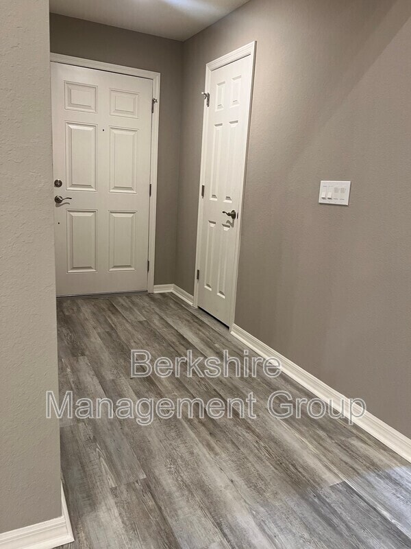 1136 Brook Meadow Dr in Lakeland, FL - Building Photo - Building Photo