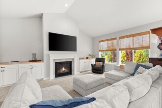 9626 6th Ave SE in Lacey, WA - Building Photo - Building Photo
