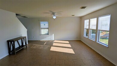 9427 Freemont Fair Ct in Houston, TX - Building Photo - Building Photo