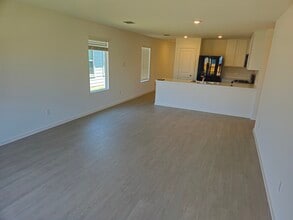 810 Pawpaw Dr in Princeton, TX - Building Photo - Building Photo
