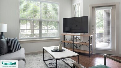 10800 Lakeline Blvd in Austin, TX - Building Photo - Building Photo