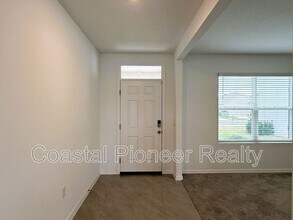 2887 Widewater Wy in Zephyrhills, FL - Building Photo - Building Photo