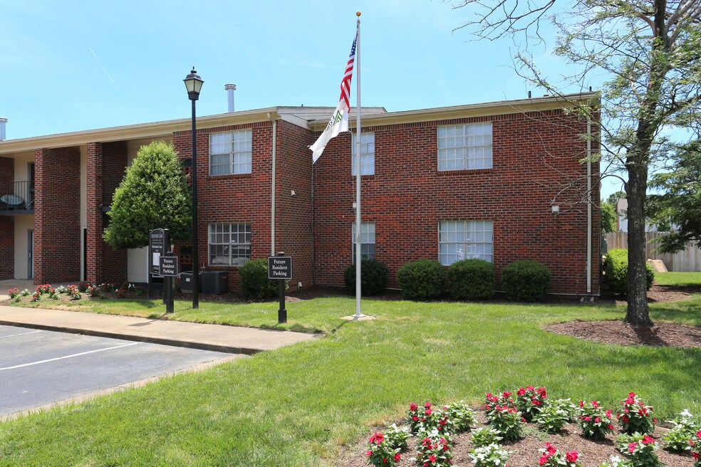 Hampton Club Condominiums Apartments Hampton, VA Apartments For Rent