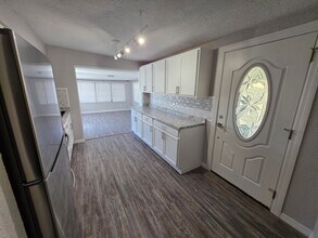 13315 Neptune Dr in Hudson, FL - Building Photo - Building Photo