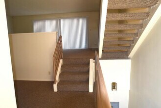 6146 S Pacific Coast Hwy in Redondo Beach, CA - Foto de edificio - Building Photo