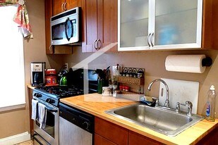 1307 Commonwealth Avenue, Unit 9 in Boston, MA - Building Photo