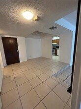 3690 Inverrary Dr in Lauderhill, FL - Building Photo - Building Photo