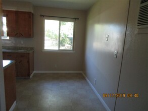 2670 Tierra Buena Rd in Yuba City, CA - Building Photo - Building Photo