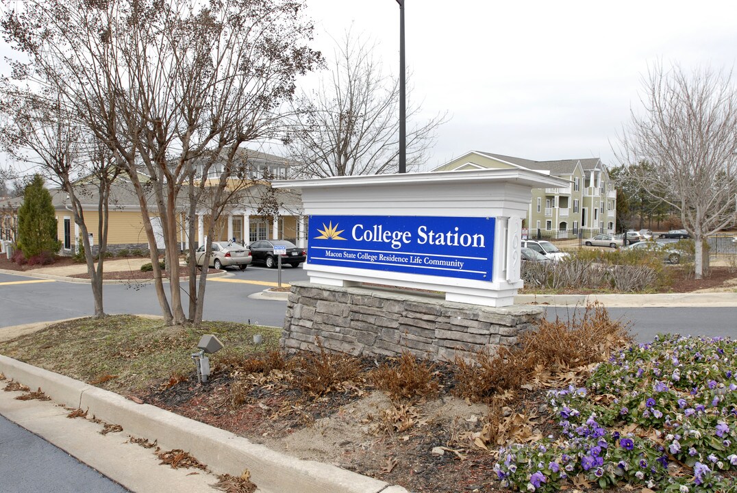 University Pointe in Macon, GA - Building Photo