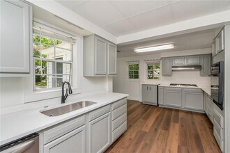 117 Border Dr W in Mobile, AL - Building Photo - Building Photo