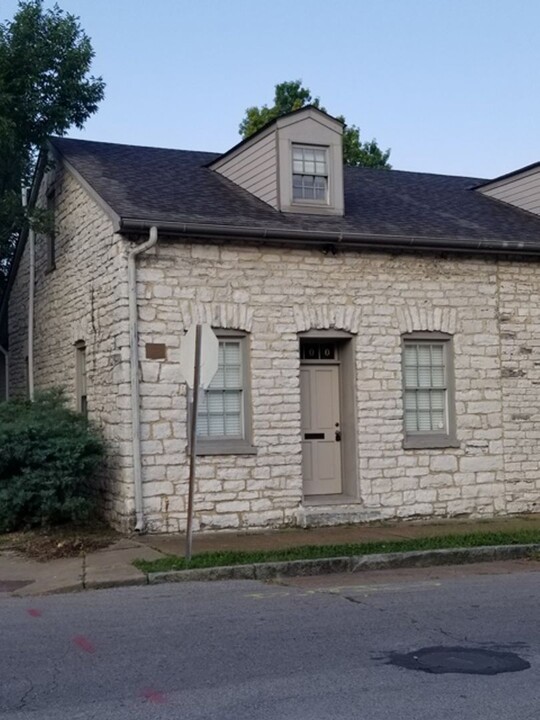 200 Steins St in St. Louis, MO - Building Photo