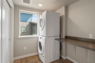 Felts Lane Town Homes in Spokane Valley, WA - Building Photo - Building Photo