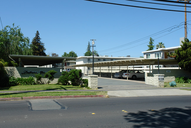 1651 Detroit Ave in Concord, CA - Building Photo - Building Photo