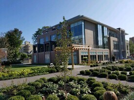 600 East Ave, Unit 10 in Rochester, NY - Building Photo