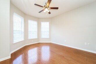 3708 Southbank Cir in Green Cove Springs, FL - Building Photo - Building Photo
