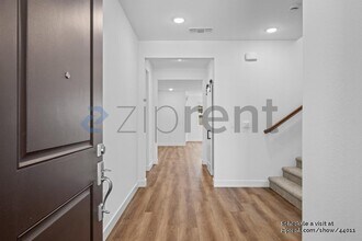 331 Monastery Dr in Lathrop, CA - Building Photo - Building Photo
