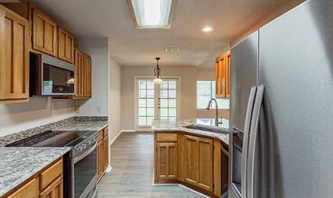 16503 Fox Den in San Antonio, TX - Building Photo - Building Photo