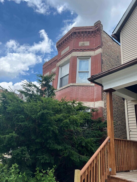 11305 S Edbrooke Ave in Chicago, IL - Building Photo