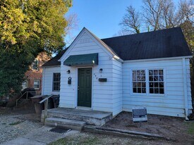 2807 Spring Garden St in Greensboro, NC - Building Photo