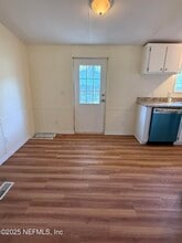 101 Nancy Dr in Interlachen, FL - Building Photo - Building Photo