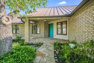 106 Agarita Dr in Burnet, TX - Building Photo - Building Photo