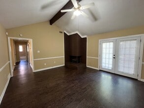 1984 Ingleside Cove in Horn Lake, MS - Building Photo - Building Photo
