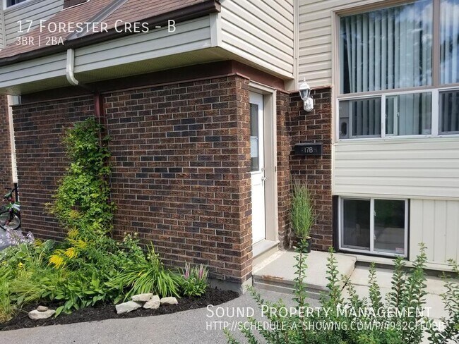 17 Forester Crescent in Ottawa, ON - Building Photo - Building Photo