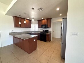 8861 Grove Ave in California City, CA - Building Photo - Building Photo