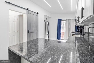 530 Laurens St in Baltimore, MD - Building Photo - Building Photo