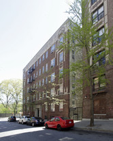 960 Bronx Park S Apartments