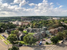 291 7th St W in St. Paul, MN - Building Photo