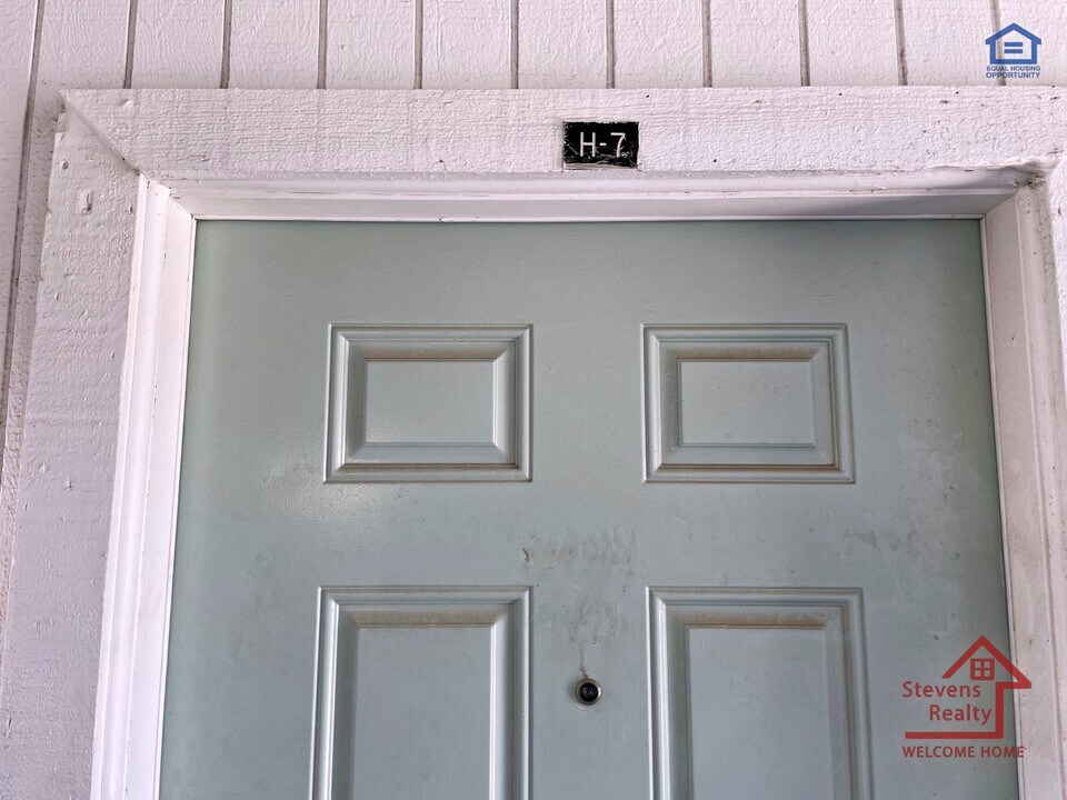 2111 NW Lindy Ave in Lawton, OK - Building Photo