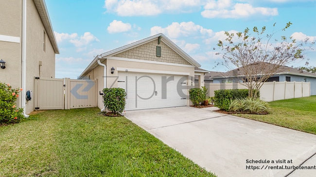 3945 Angola Ln in Sanford, FL - Foto de edificio - Building Photo