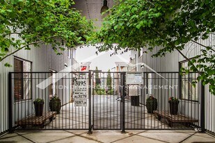 3195 Blake St in Denver, CO - Building Photo