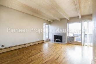 200 Pearl St-Unit -302 in Denver, CO - Building Photo - Building Photo