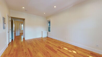 79 Brighton Ave, Unit 1 in Boston, MA - Foto de edificio - Building Photo