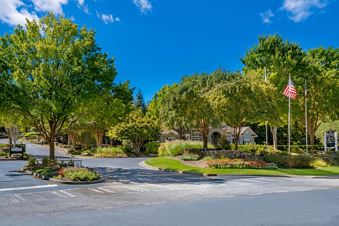 Barrett Walk in Kennesaw, GA - Building Photo