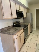 738 Crest Pines Dr in Orlando, FL - Building Photo - Building Photo