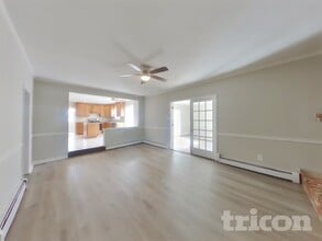 2506 Oakland Dr in Norristown, PA - Building Photo - Building Photo