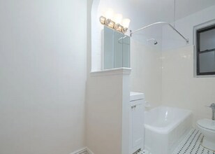 15 Oliver St in Brooklyn, NY - Building Photo - Building Photo
