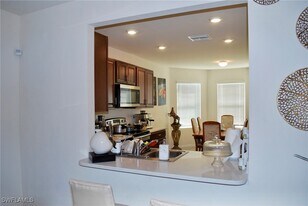 1217 Santa Barbara Blvd N in Cape Coral, FL - Building Photo