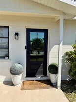 3157 Novus St in Sarasota, FL - Building Photo