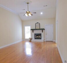 141 Gleneagle Dr in Byron, GA - Building Photo - Building Photo