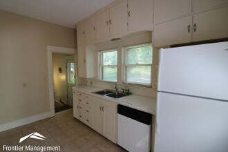 1010 Ratone St in Manhattan, KS - Building Photo - Building Photo