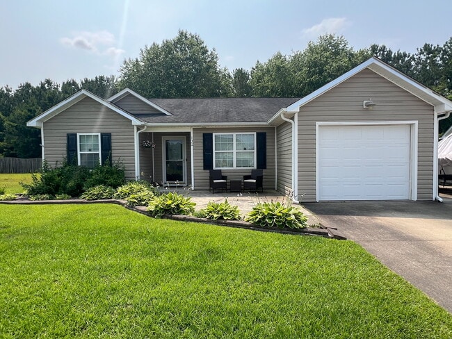 property at 132 Crooked Run Dr