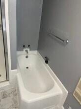 1128 N Sweetzer Ave in West Hollywood, CA - Building Photo - Building Photo