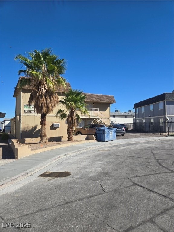 307 Eastminister Ct