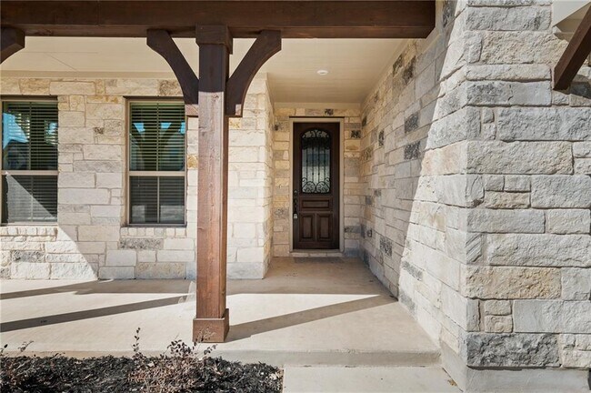 321 Rieti Pkwy in Liberty Hill, TX - Building Photo - Building Photo